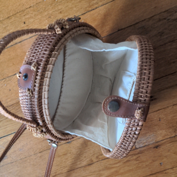 Basket straw circle braided bag - Picture 3 of 4
